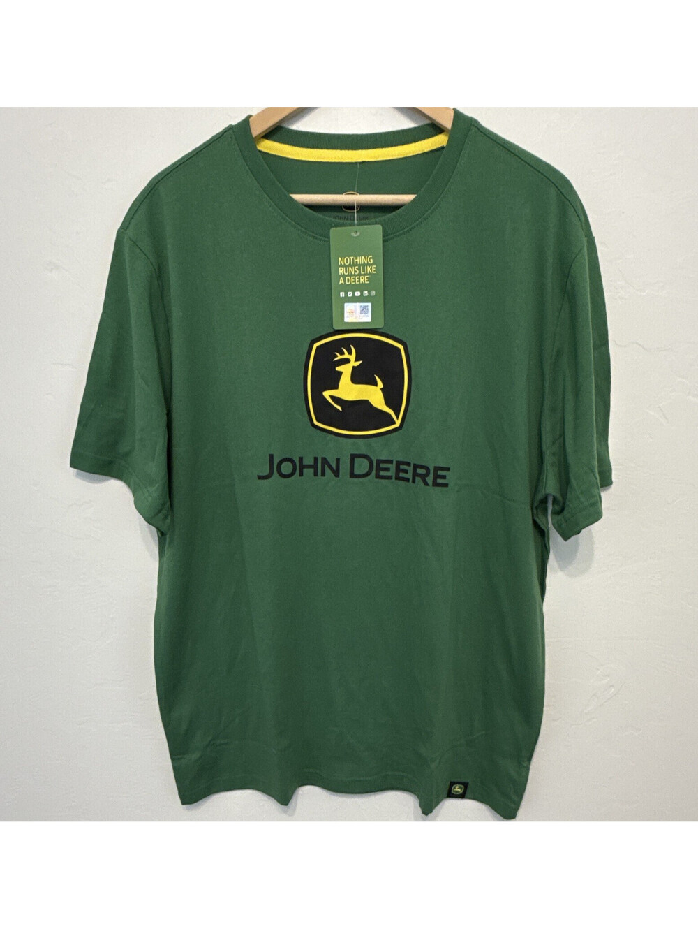 John Deere NWT Green Logo Graphic T-Shirt XL